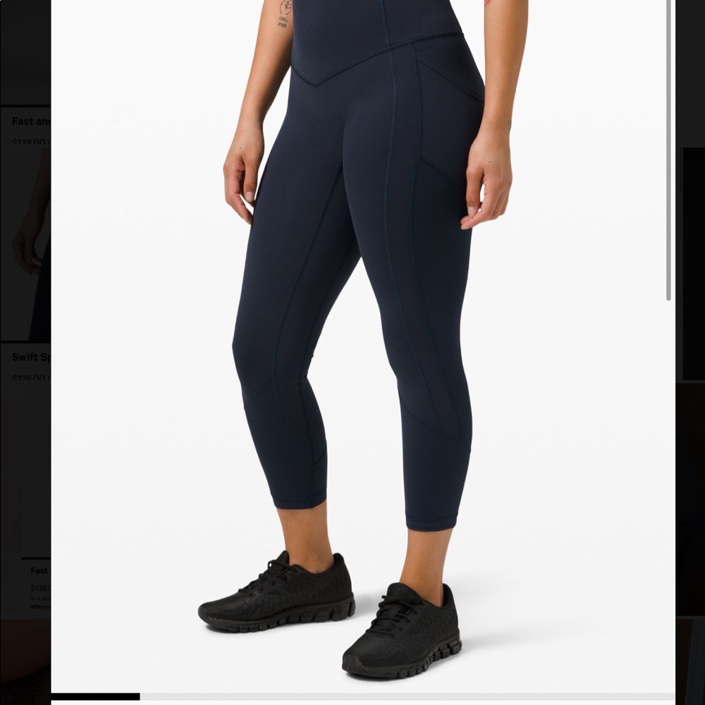 Lululemon speed up crop (Navy)